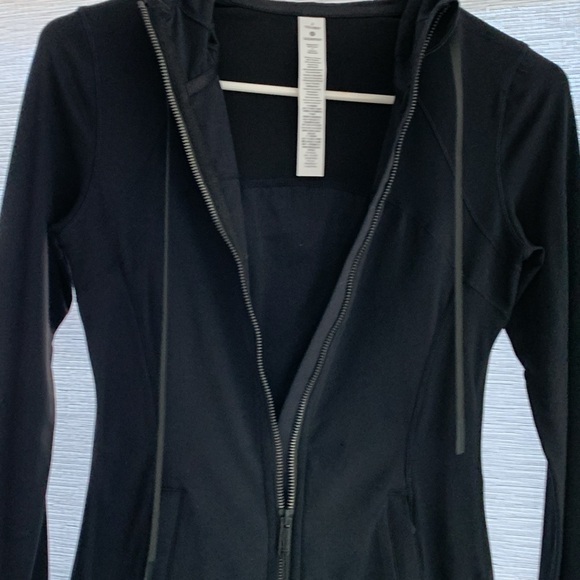 Lululemon Hooded Define Jacket Size 2 - Picture 6 of 11